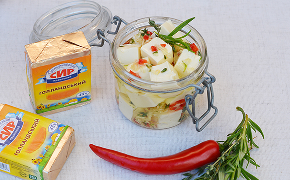 Маринований плавлений сир